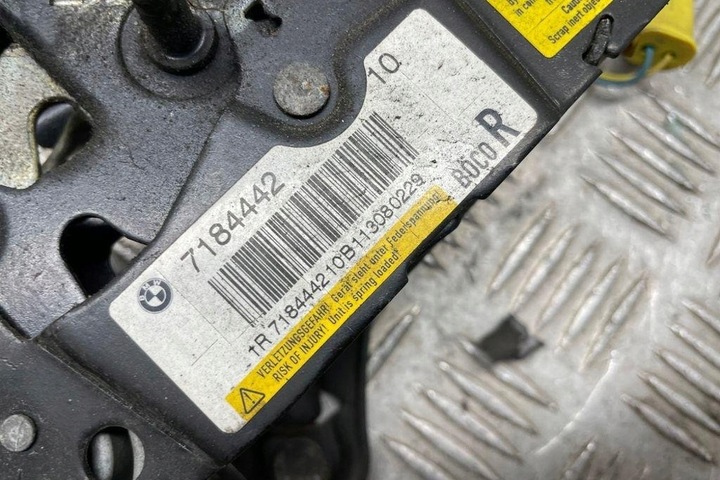 фото №14, Замок капота bmw 5 touring f11 7184441 2.0l дизель 2011