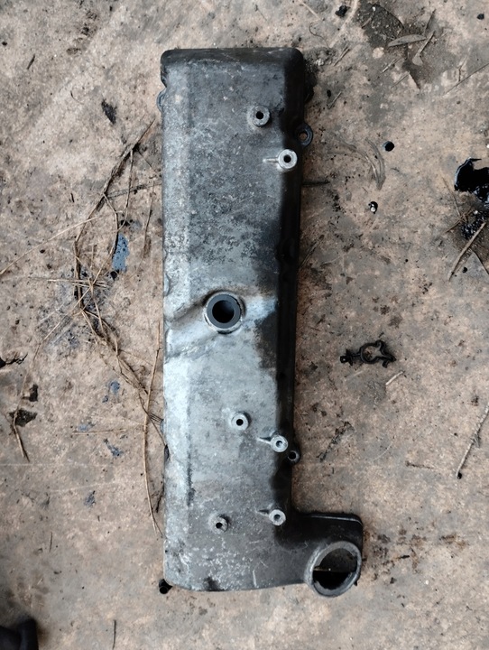 фото №1, Mercedes sprinter 2.9 td крышка клапанов