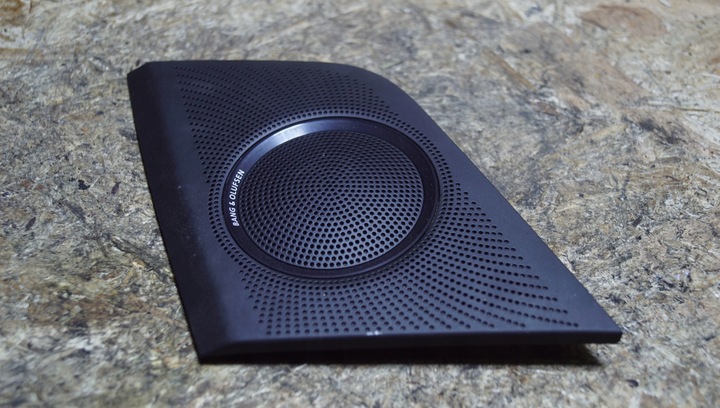 фото №5, Маскировочная накладка динамика audi a5 8t 8t0857227a