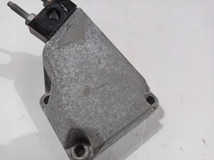 фото №8, Кріплення лапи двигуна ліва dodge charger challenger 6.4 srt v8 2011-2023