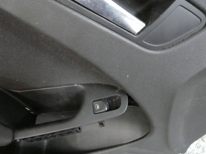 фото №8, Сидіння сидіння диван обшивки audi a4 b8 uk