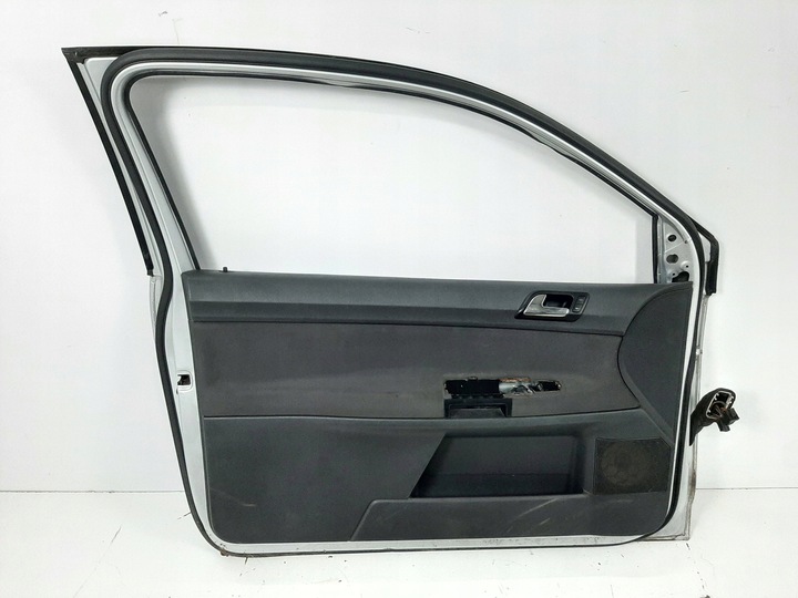 фото №13, Vw polo 9n рестайлинг 3d 1.2 05r дверь левый перед код la7w