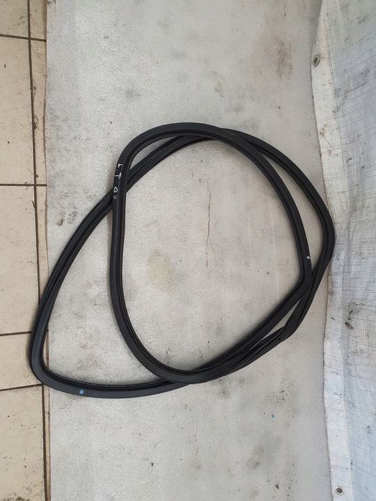 фото №2, Audi q7 прокладка двері лівий зад