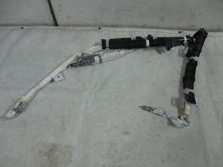 фото №6, Шторка права toyota auris ii рестайлинг hb tg11e01001