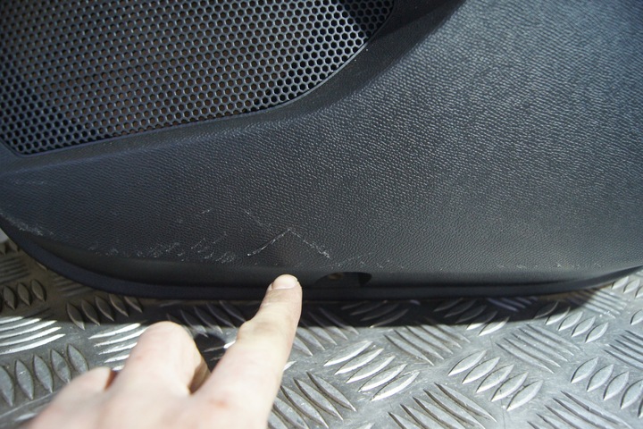 фото №10, Боковина дверь правый зад peugeot 3008 ii 9810516277