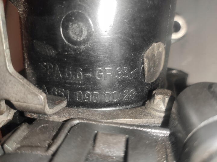 фото №12, Mercedes w204 c-klasa рестайлинг w212 2.2cdi дроссельная заслонка труба воздуховод kpl оригинал