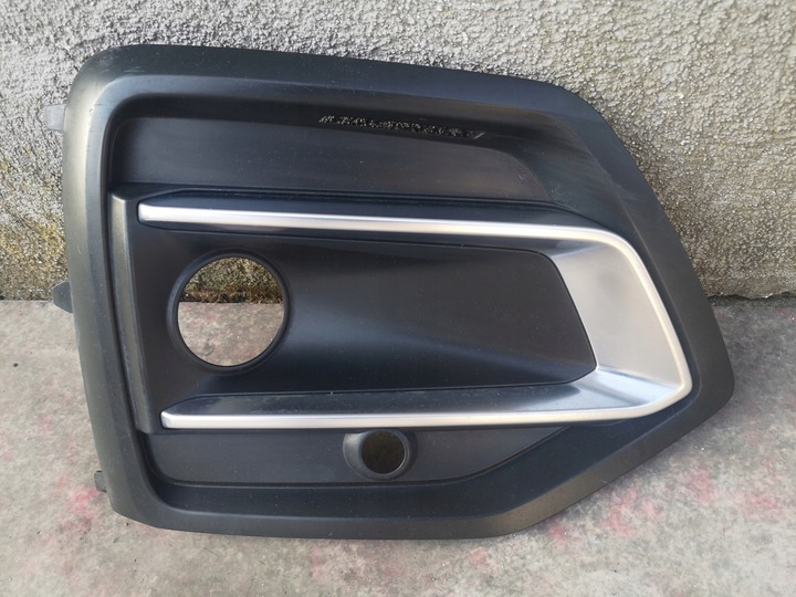 фото №1, Audi q5 80a рестайлінг 21- 2021- решітка правий перед pdc оригінал