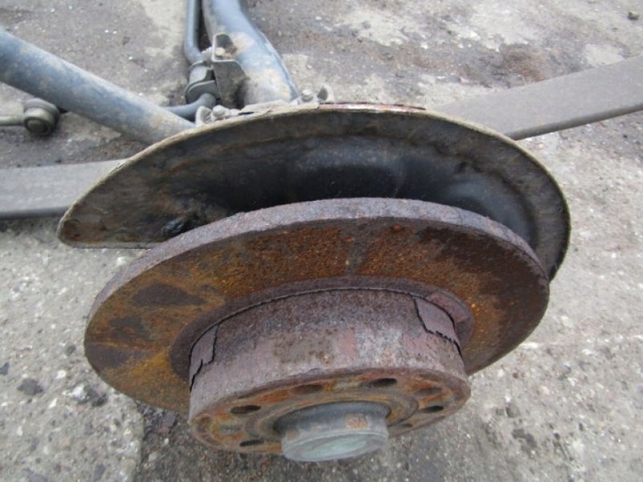 фото №6, Vw caddy 3 2k sa балка подвешивание зад + рессоры