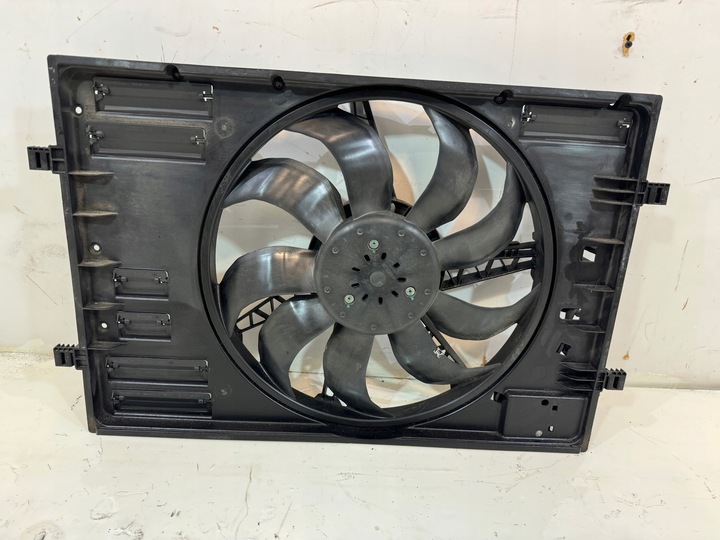 фото №1, Вентилятор vw passat b8 1.4 tsi 5q0121203dg комплект !