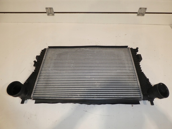 фото №1, Vw golf v plus 2.0 tdi радіаторів інтеркулер 1k0145927