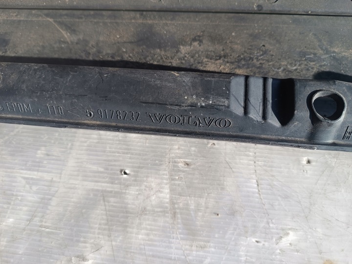 фото №6, Volvo s60 v60 10r -планка порогова права 9178232