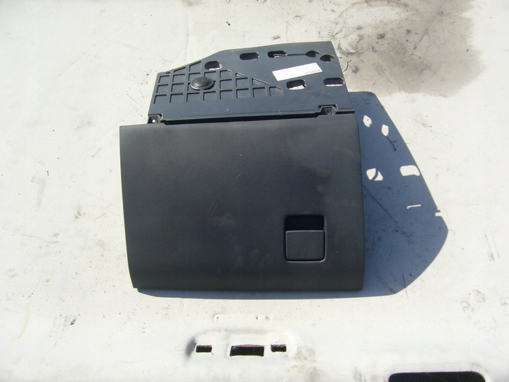фото №1, Opel vectra c 02-05 бардачок з панели