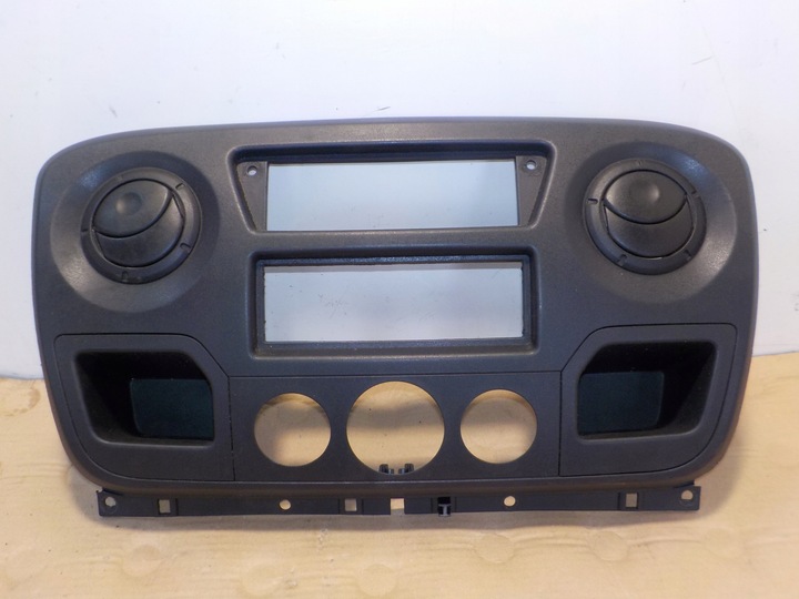 фото №1, Renault master 2013r 2.3dci средство з решётка воздуховод консоли