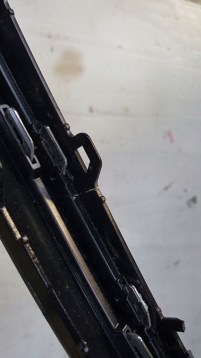 фото №9, Решітка бампера правий перед vw tiguan r-line 5na853666j демонтаж