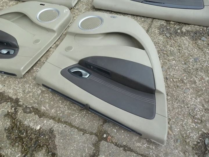 фото №13, Scenic iii 09-16 оббивка боковина двері eur ролета