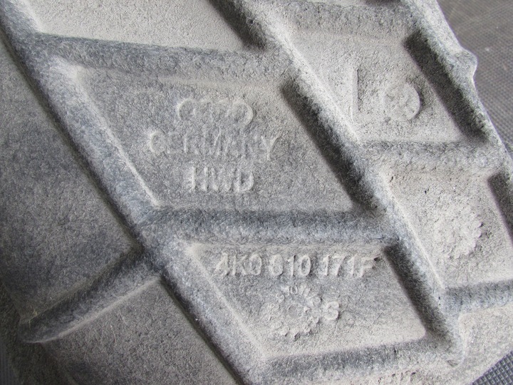 фото №6, Підкрилок лівий зад audi a6 c8 18-23r 4k0610171