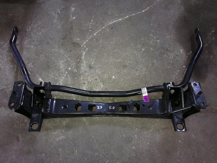 фото №1, 10-14 mustang балка pod радиатор кронштейн перед