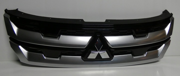 фото №1, Mitsubishi outlander 3 18- рестайлинг решётка радиатора решётка радиатора решётка