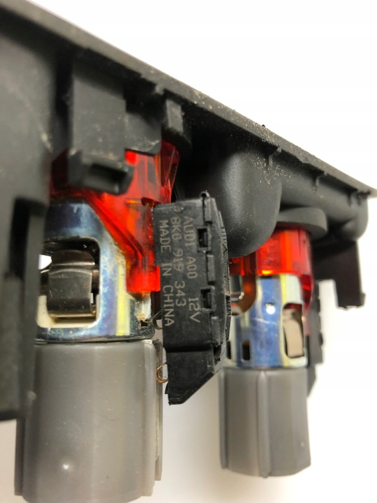 фото №8, Панель гальма гніздо audi 8u0919305