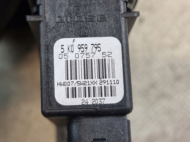 фото №8, Двигунчик скла праві зад оригінальний номер 5n0959704d vw tiguan i 11r