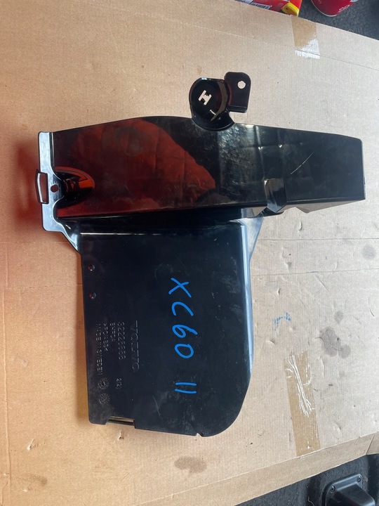 фото №1, Volvo xc60 ii корпус панели консоли 32226888