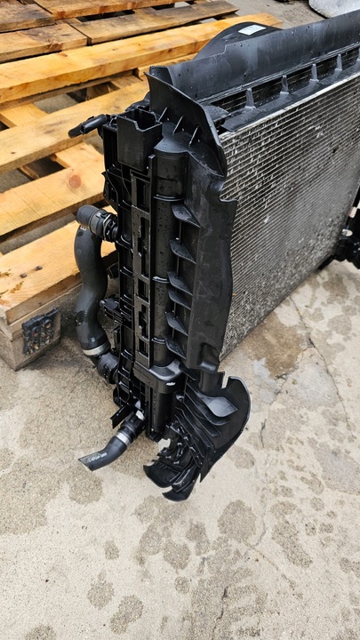 фото №3, Mercedes c-klasa w205 17r радиатор комплект дизель демонтаж