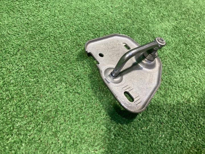 фото №10, Skoda superb iii 3v0 засов защёлки капота правые левый комплект