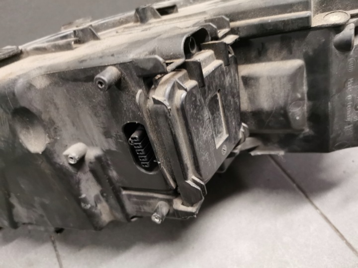 фото №13, Фара праве перед audi a8 d3 передній рестайлінг