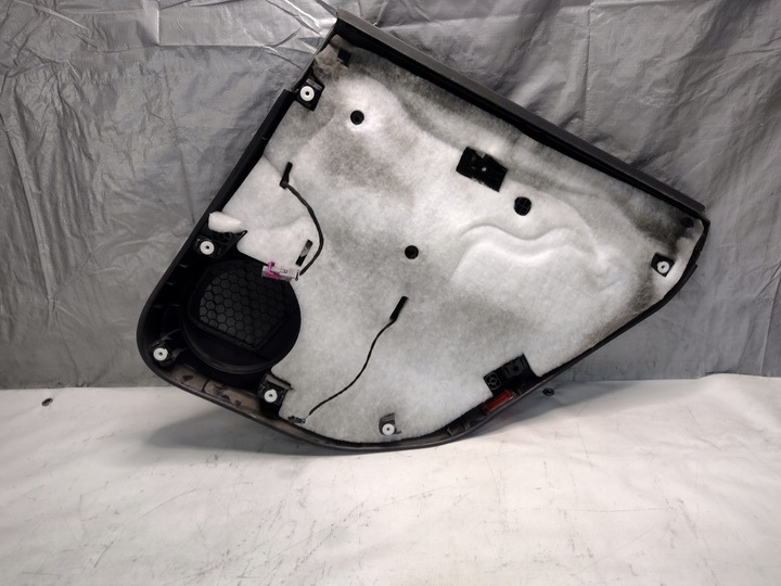 фото №15, Боковина дверь левый зад кожа audi a3 8p sportback 5d 8p4867305