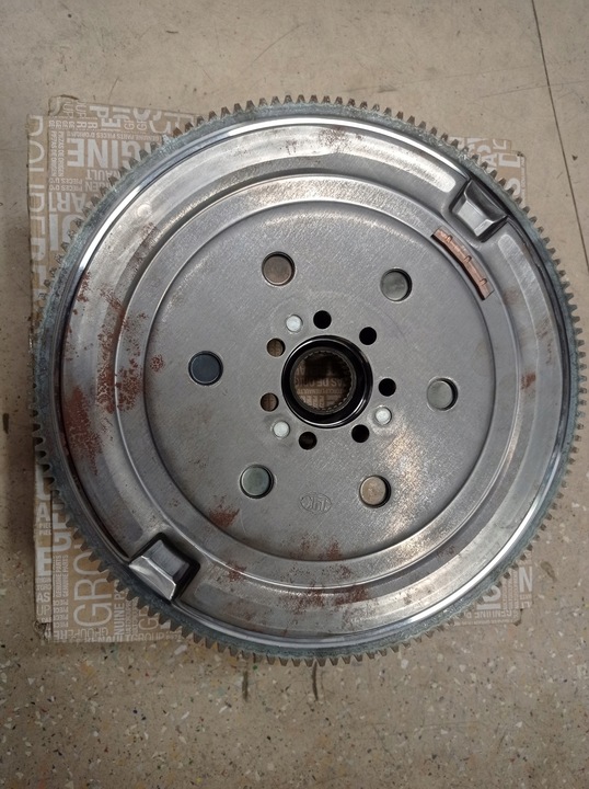 фото №1, Колесо двухмассовый mercedes renault 1.5 cdi dci w177 a-klasa cla