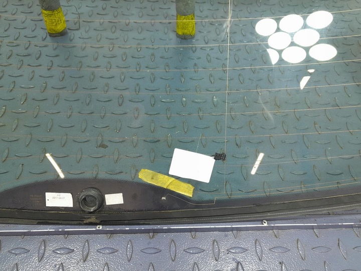 фото №5, Skoda rapid hb скло кришки багажника зад задня 17r