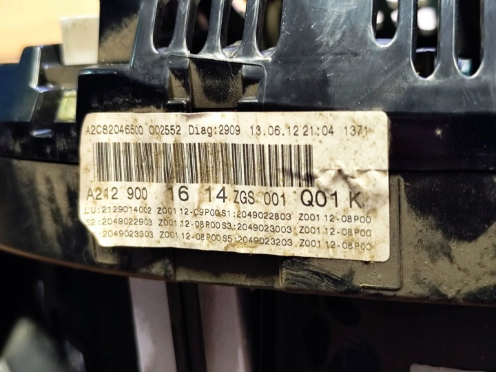 фото №10, Mercedes a207 e w212 спідометр  спідометр прилади дисплей a2129001614