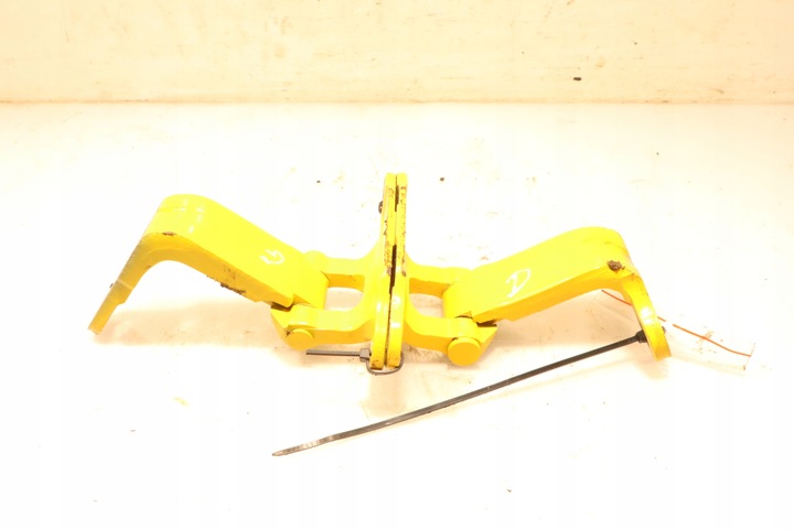 фото №2, Петля двері праві перед lexus lbx 1.5 гібрид