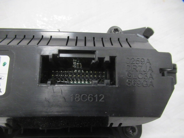 фото №12, Ford kuga mk2 панель кондиционера gj5t-18c612-af