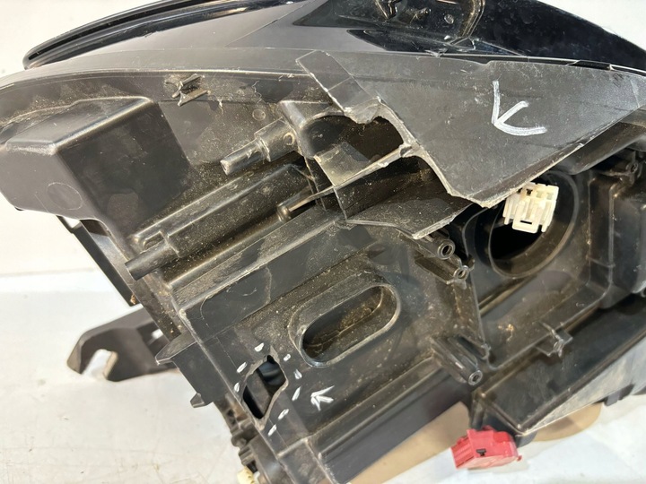 фото №8, Audi a6 c7 лампа передняя ксенон правая - 17455