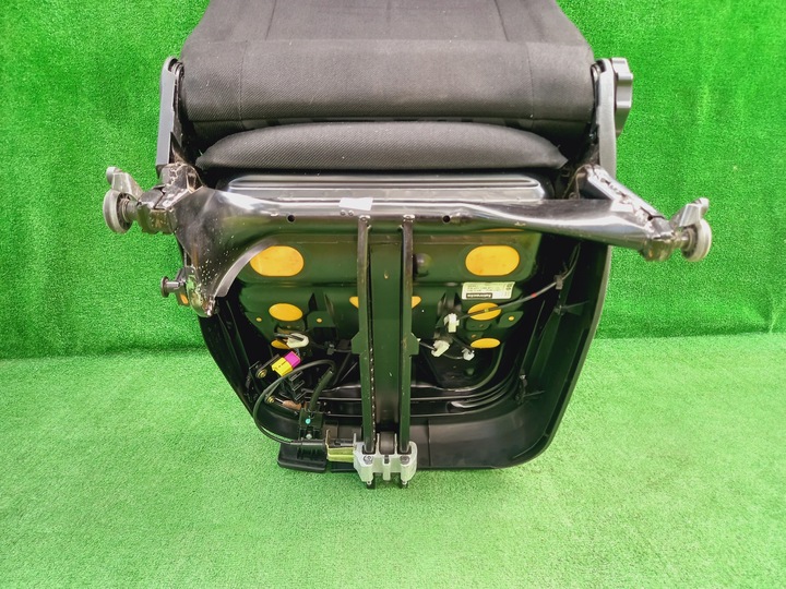 фото №13, Vw golf iv bora 5d combi сиденье сиденье правые пассажира подголовник подушка безопасности