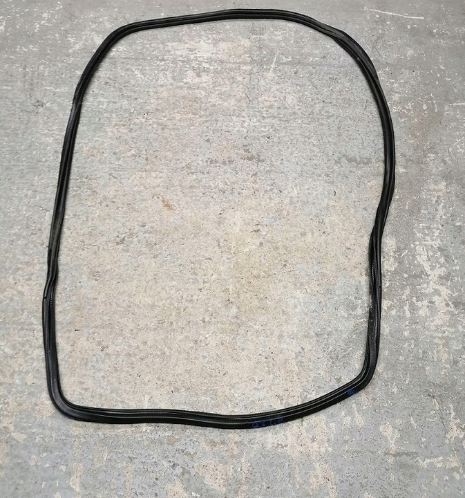 фото №1, Audi q7 4l прокладка дверь левый перед