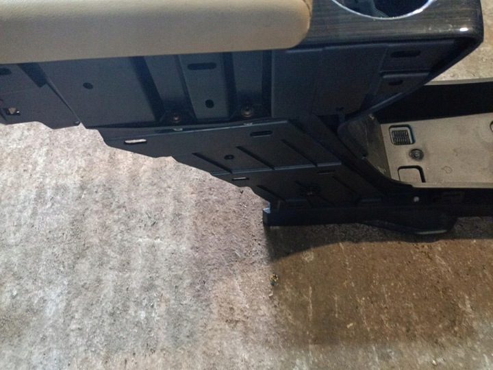 фото №5, Tesla модель s тунель środkowy/podłokietnik