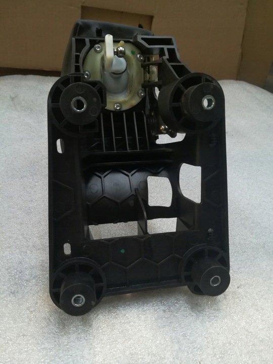 фото №14, Peugeot 208 вибірник 9808161480 2015