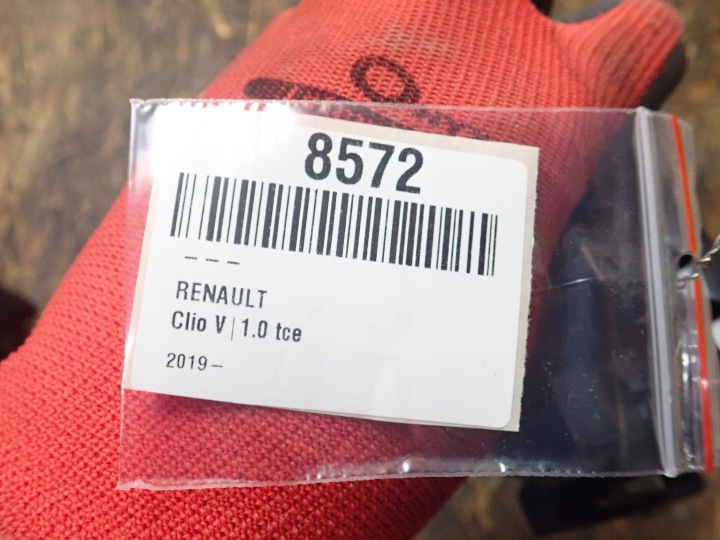 фото №5, Решётка воздуховод левая средняя renault clio v 1,0 tce 2021r 687519500r 8572