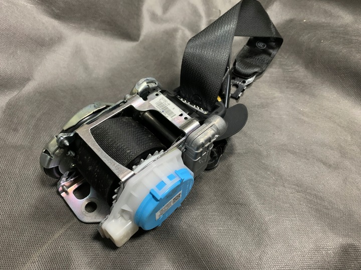 фото №3, Tesla x pas безопасности правые 1069168-95-a