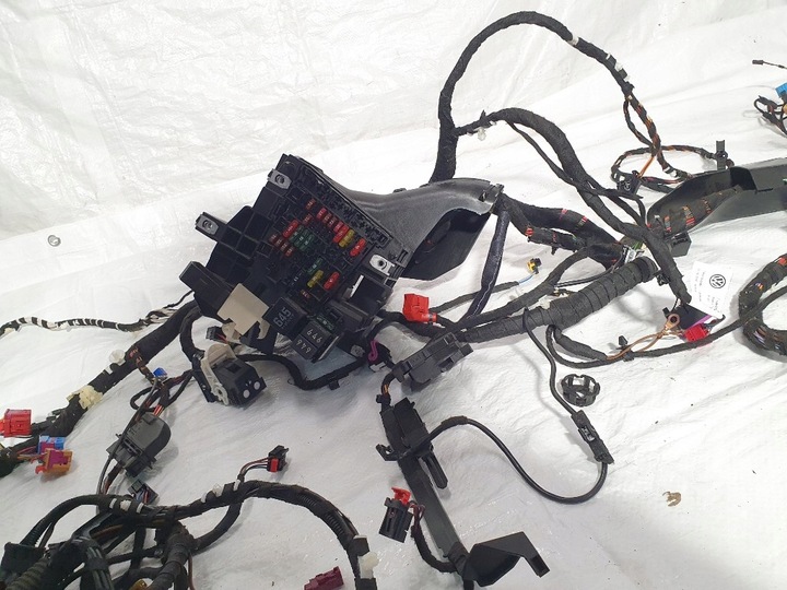 фото №9, Vw golf vii 1.0 tsi рестайлинг 2018 универсал жгут главная установка интерьера европа