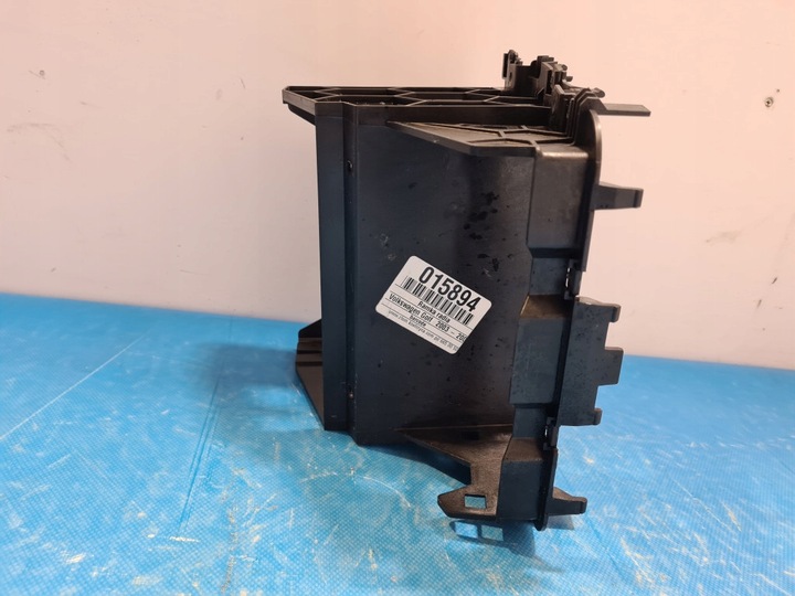 фото №1, Рамка радіо 1k0858005 vw golf v