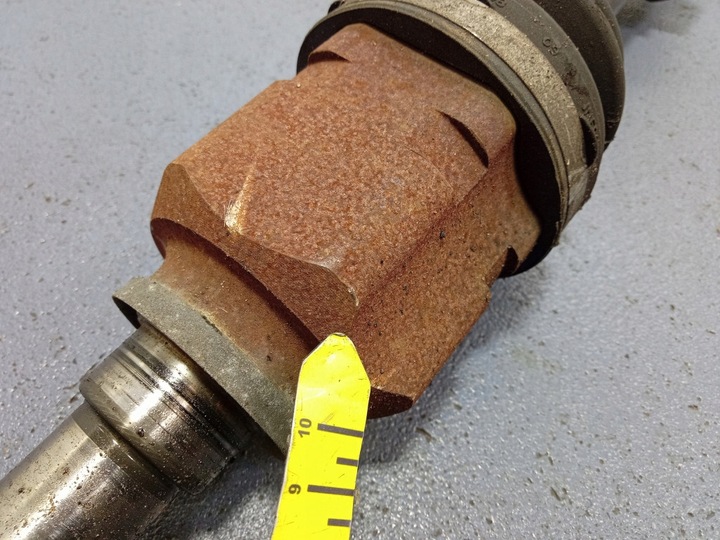 фото №6, Yaris ii 1.4 90 km полуось правая перед 43410-0d180-d