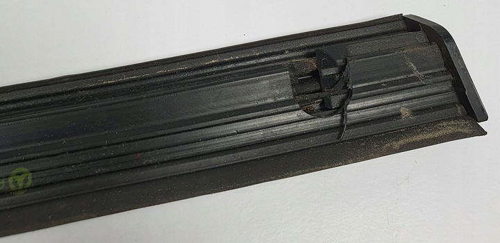 фото №5, Планка стёкла правые зад mercedes w245 a1696730583