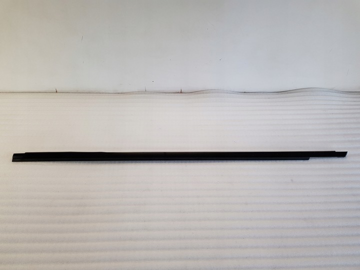 фото №1, Vw eos планка накладка дверь левая перед 1q0