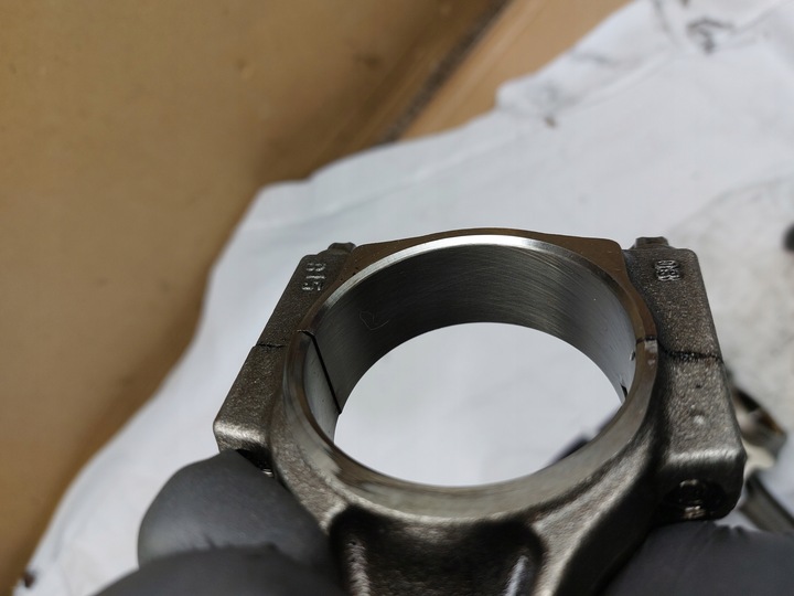 фото №8, Поршень kobowód 8477075 bmw g11 3.0 дизель b57d30b 21r