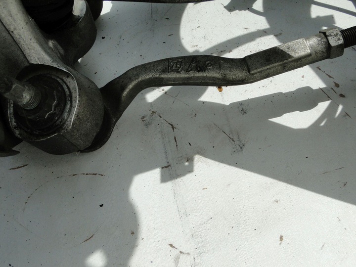 фото №16, Mercedes поворотна опора передня права a2053323800 c клас 205 c43 amg рестайлінг 4mat