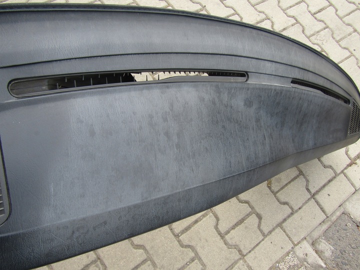 фото №13, 1 mercedes w201 190 панель роздавальна консоль чорна + бардачок