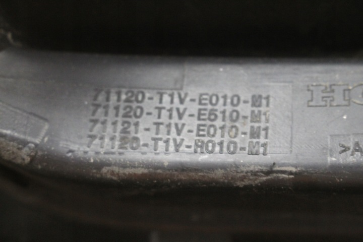 фото №10, Решітка honda crv cr-v рестайлінг 71120-t1v-e010-m1 hn0014a0b